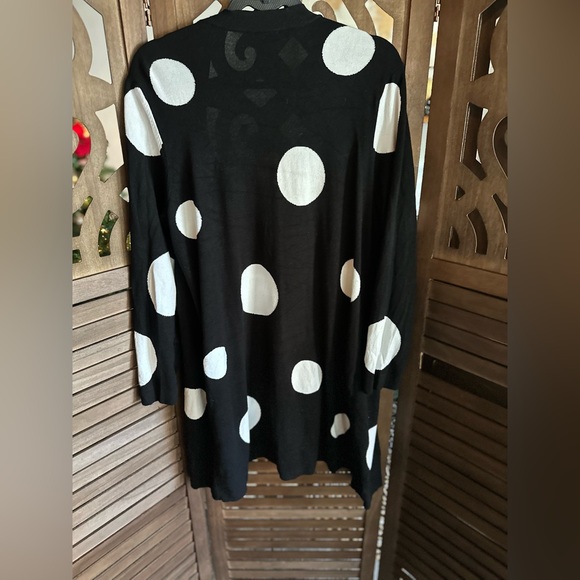 Chico's Black Knit Cardigan- Size 2 - Picture 14 of 14